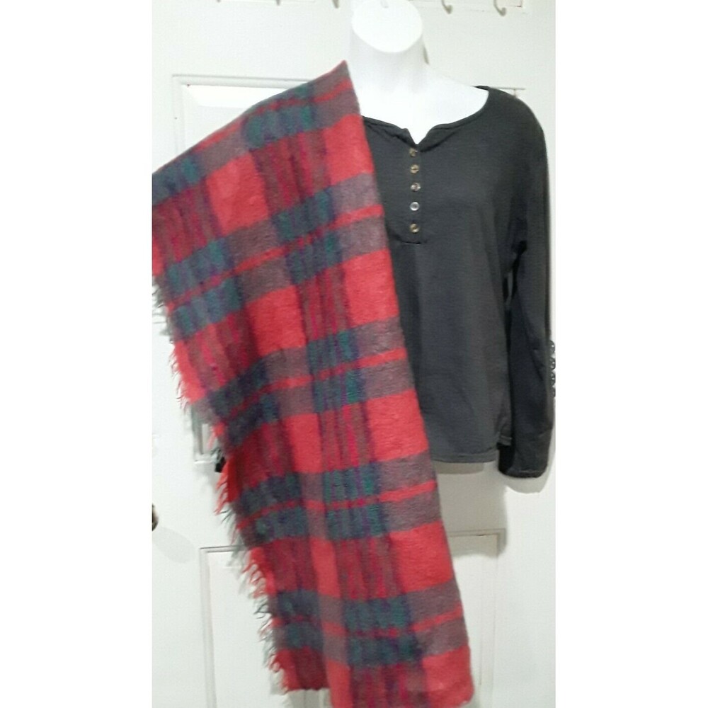 John Hanly Luxury Mohair/Wool Shawl, Made in Ireland - Picture 2 of 6